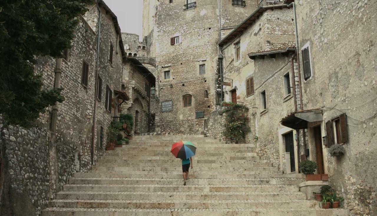 A Casa Di Lino Leilighet Sermoneta Eksteriør bilde